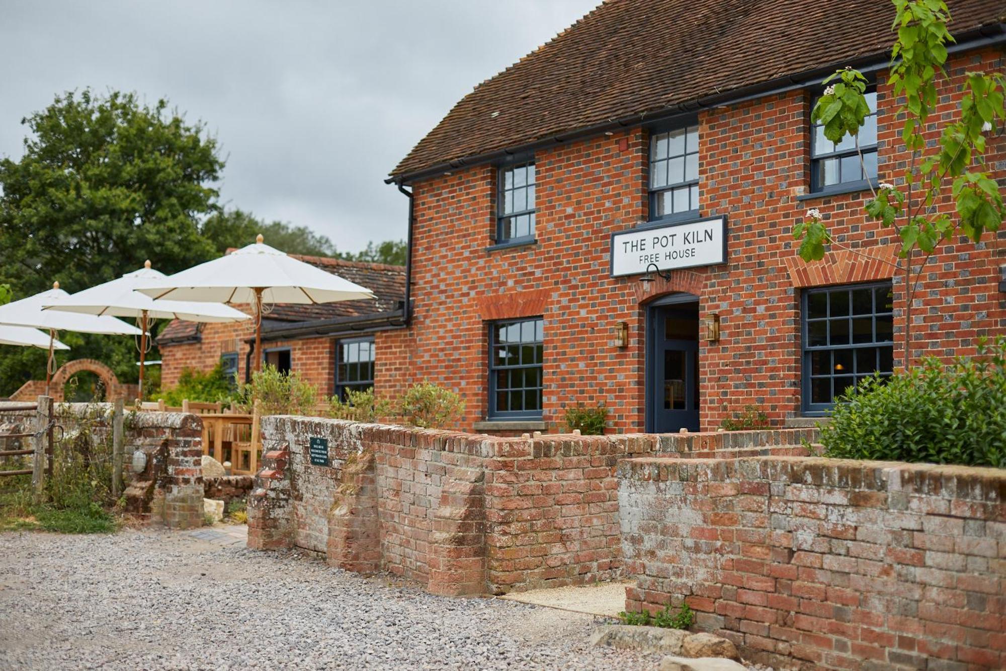 The Pot Kiln Hotel Newbury  Exterior photo